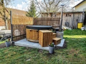 Wood fired hot tub with jets – TimberIN Rojal 1