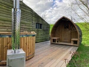 Wood heated hot tub (2)