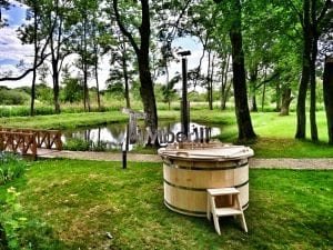 Wooden hot tub for garden 20