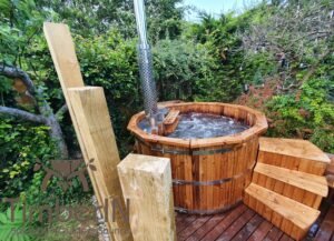 Wooden hot tub possible with jets deluxe thermowood (1)