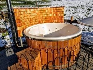 Fiberglass lined hot tub with integrated burner thermo wood Wellness Royal 4