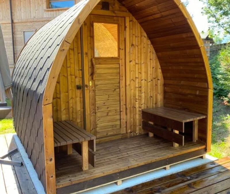 4 person outdoor sauna