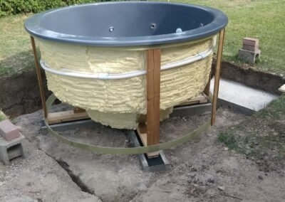 Positioning of the sunken hot tub (3)