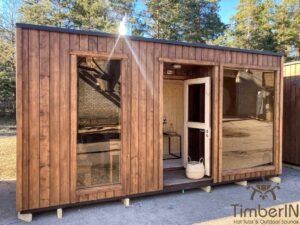 Outdoor modern sauna with a glass front (2)